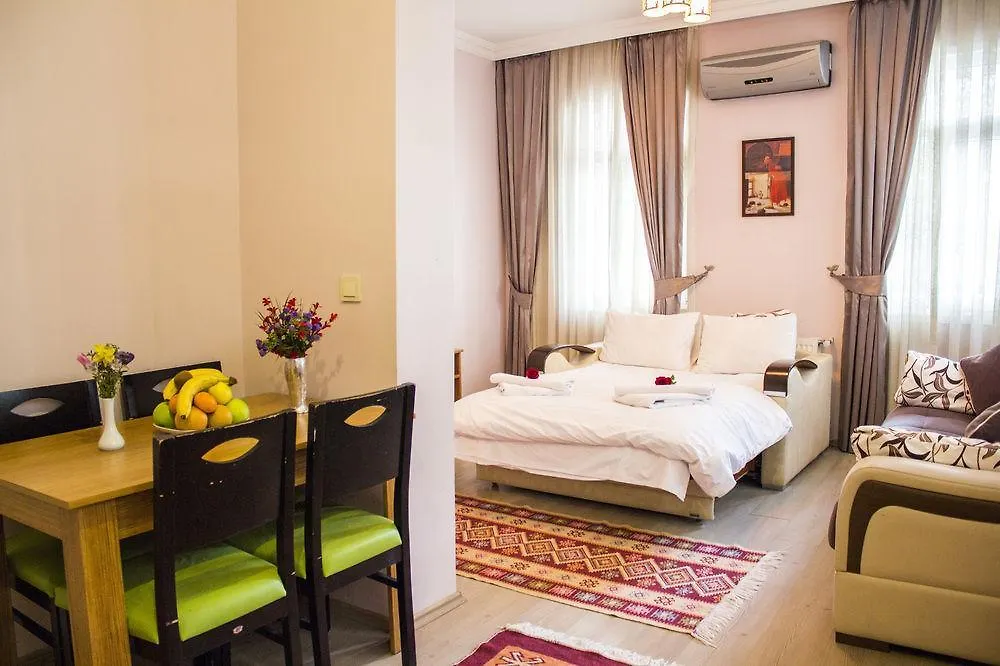Feyza Apart Estambul