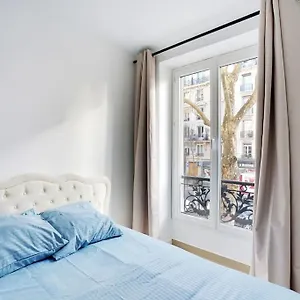 Magnifique 3 Pieces 18eme Apartamento París
